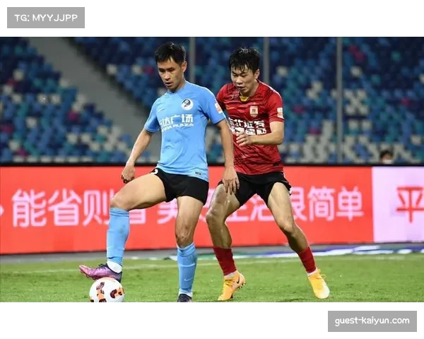 老将商隐抢断数据领跑 展现广东广州豹中场硬度 老将商隐抢断数据领跑 展现广东广州豹中场硬度